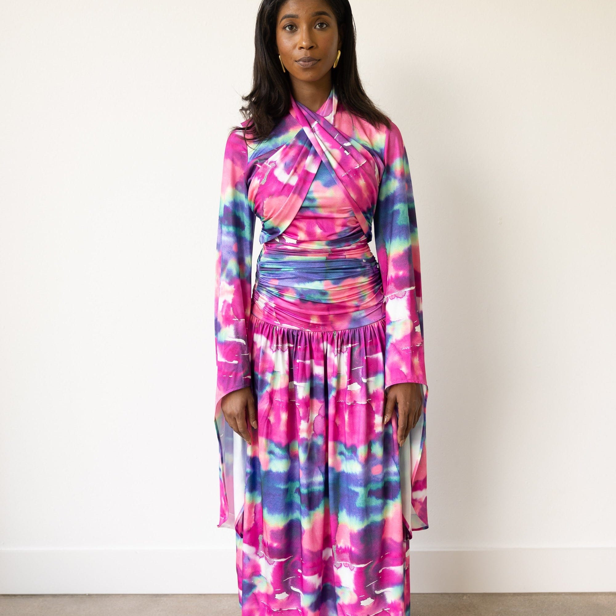 Mide Maxi Dress with Long Flowy Sleeves